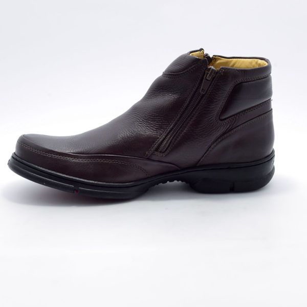 bota masculina marrom