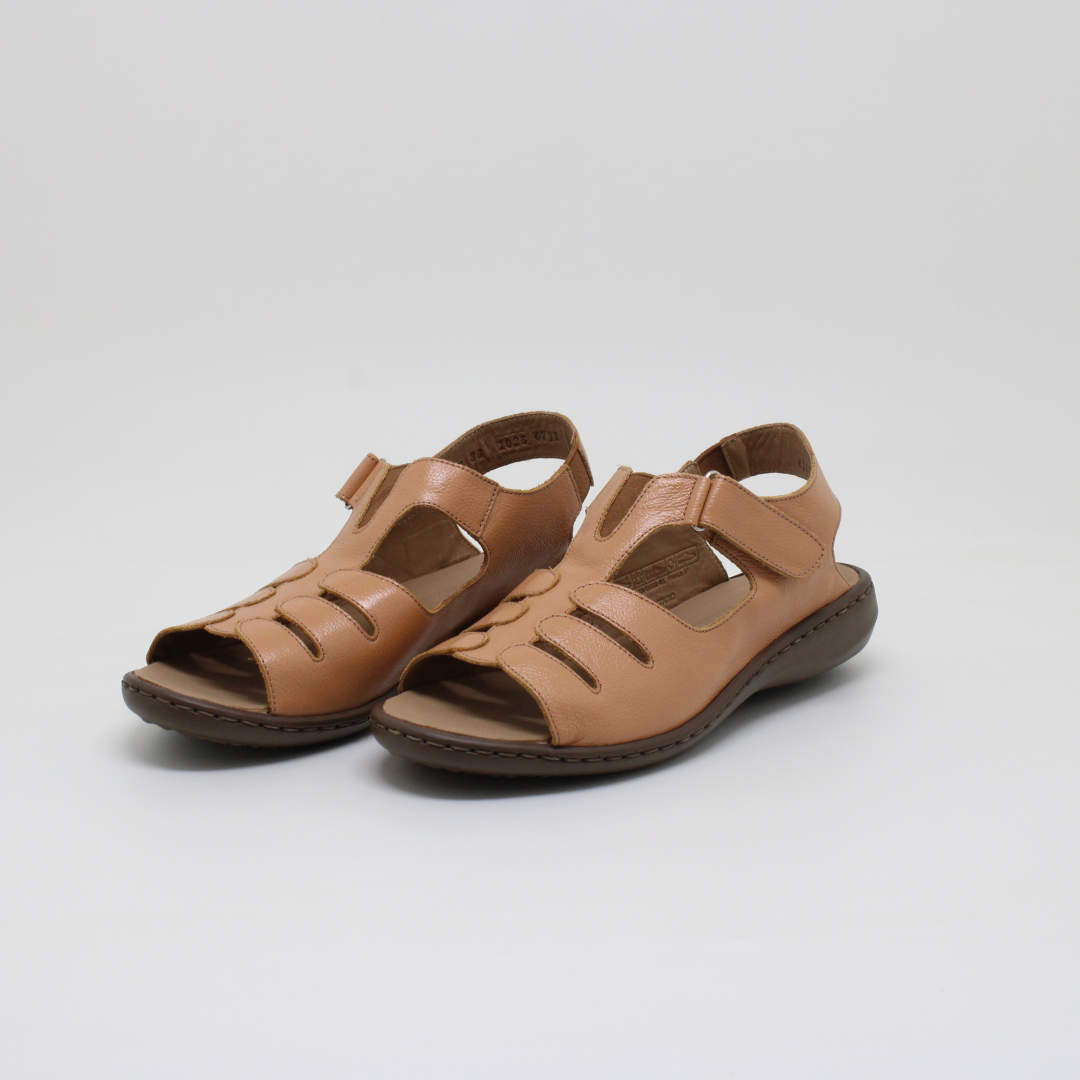 opananken sandália couro anabela baixa velcro